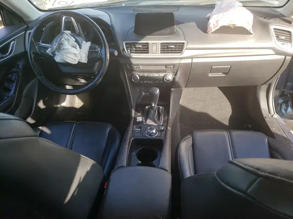 3MZBN1V75HM148382 2017 MAZDA 3 - Image 8