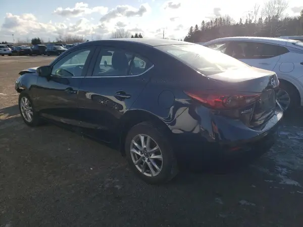 3MZBN1V75JM218498 2018 MAZDA 3 - Image 2