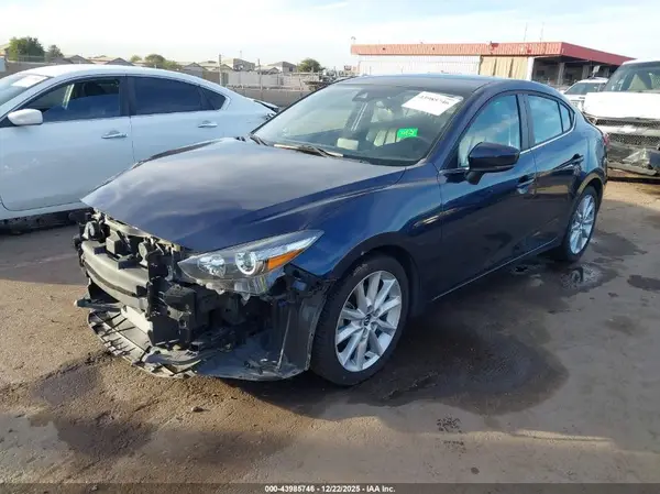 3MZBN1V76HM100969 2017 MAZDA 3 - Image 2