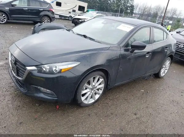 3MZBN1V76HM102429 2017 MAZDA 3 - Image 2