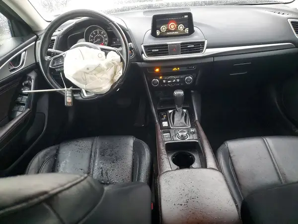 3MZBN1V76HM111163 2017 MAZDA 3 - Image 8