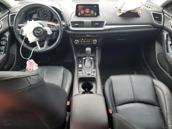 3MZBN1V76HM111678 2017 MAZDA 3 - Image 8