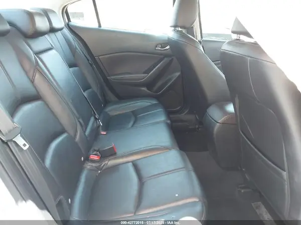 3MZBN1V76HM119389 2017 MAZDA 3 - Image 8