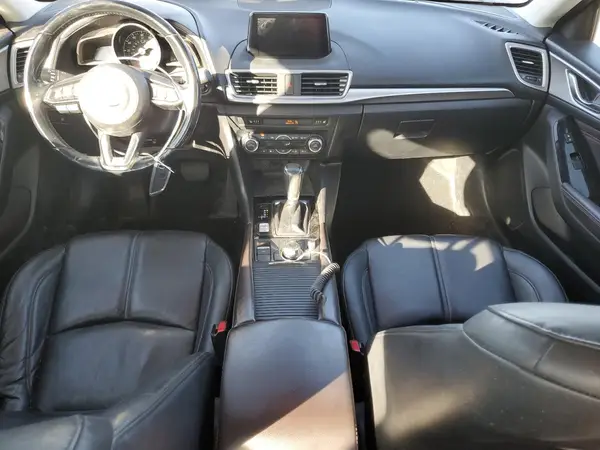 3MZBN1V76HM121594 2017 MAZDA 3 - Image 8