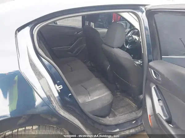 3MZBN1V76HM126066 2017 MAZDA 3 - Image 8