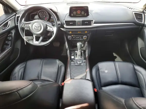 3MZBN1V76HM138492 2017 MAZDA 3 - Image 8