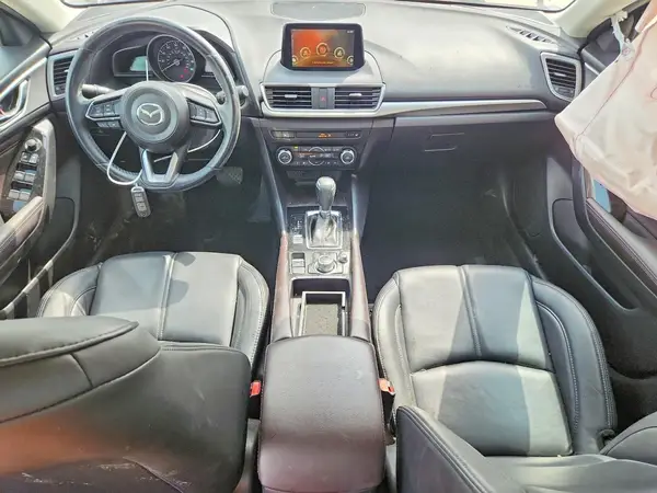 3MZBN1V76HM150674 2017 MAZDA 3 - Image 8