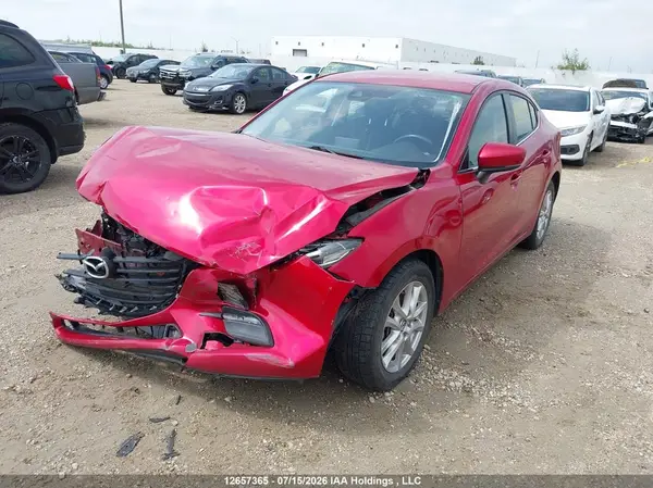 3MZBN1V76JM218882 2018 MAZDA 3 - Image 2