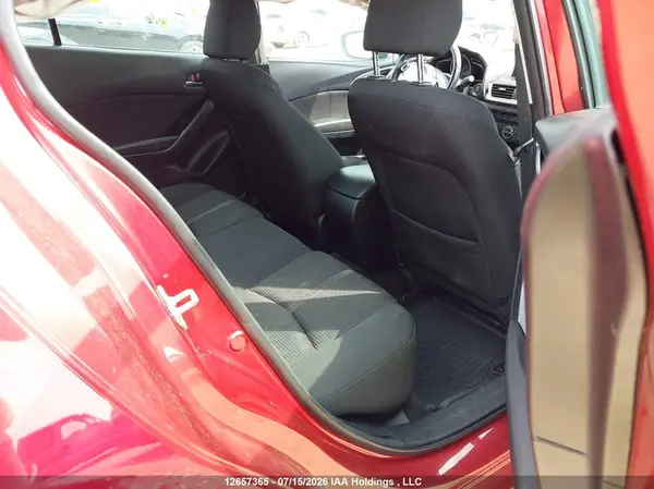 3MZBN1V76JM218882 2018 MAZDA 3 - Image 8