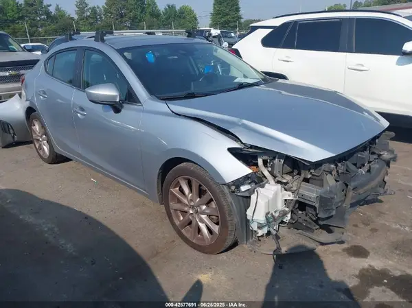 3MZBN1V77HM107588 2017 MAZDA 3 - Image 1