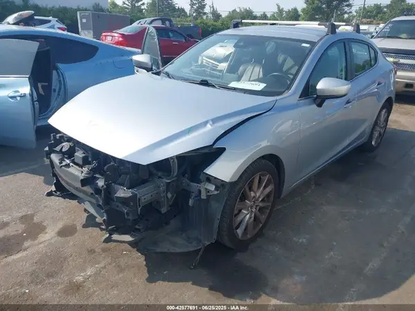 3MZBN1V77HM107588 2017 MAZDA 3 - Image 2