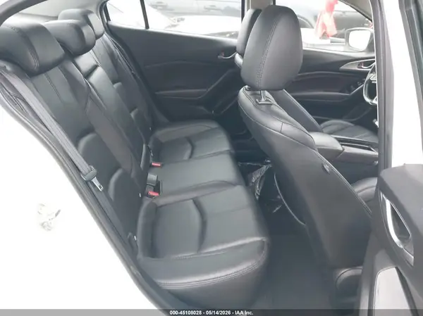 3MZBN1V77HM109566 2017 MAZDA 3 - Image 8