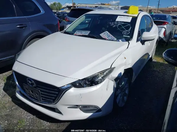 3MZBN1V77HM127386 2017 MAZDA 3 - Image 2