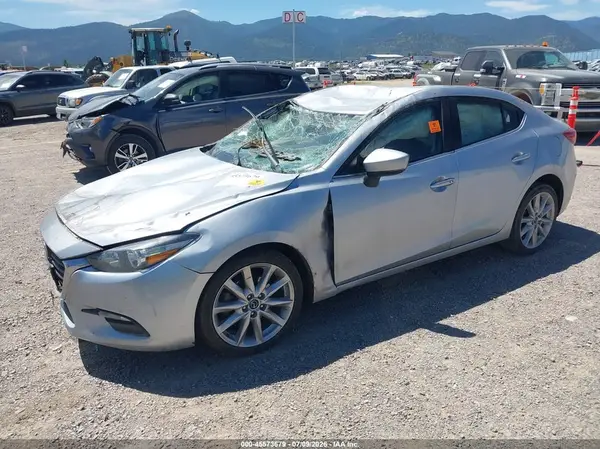 3MZBN1V77HM136962 2017 MAZDA 3 - Image 2