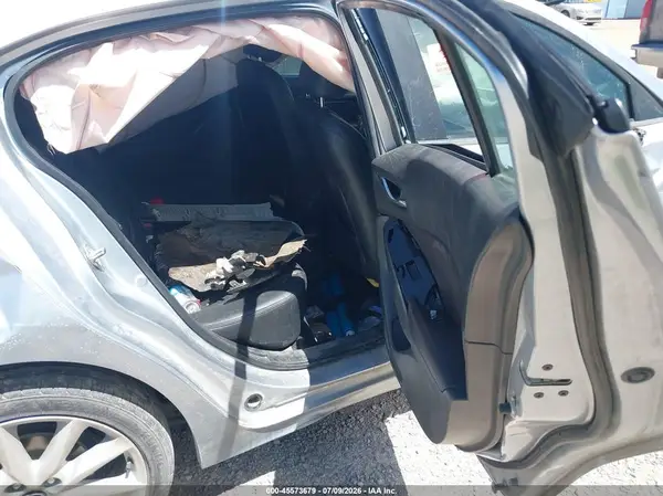 3MZBN1V77HM136962 2017 MAZDA 3 - Image 8