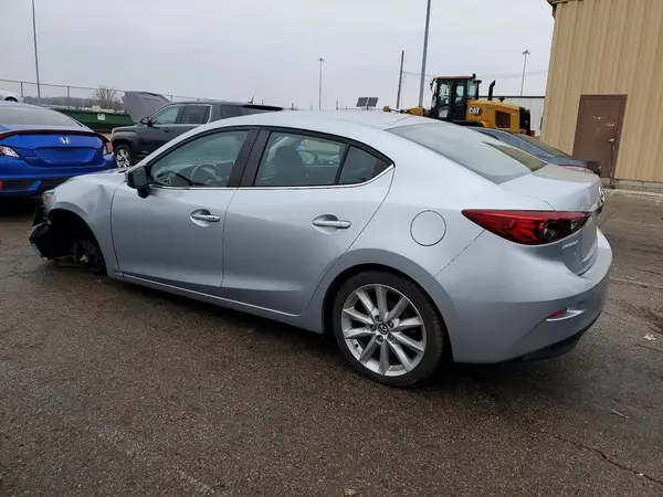 3MZBN1V77HM146942 2017 MAZDA 3 - Image 2