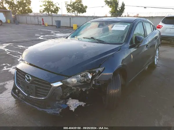 3MZBN1V77HM151655 2017 MAZDA 3 - Image 2