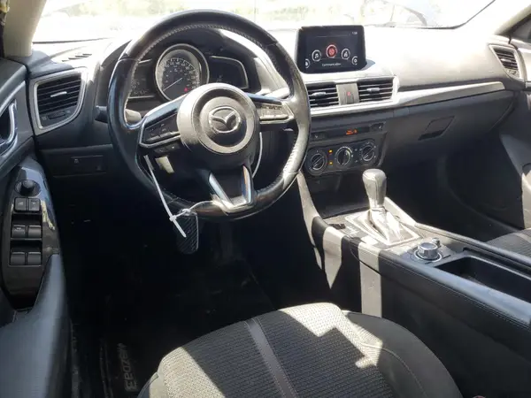 3MZBN1V77JM218695 2018 MAZDA 3 - Image 8