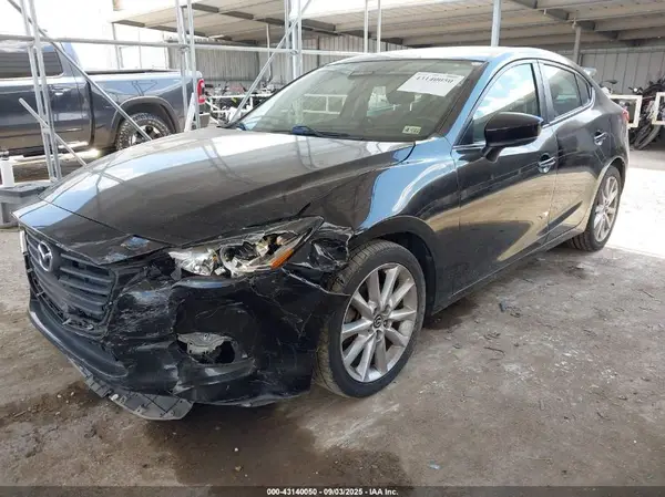 3MZBN1V78HM105476 2017 MAZDA 3 - Image 2