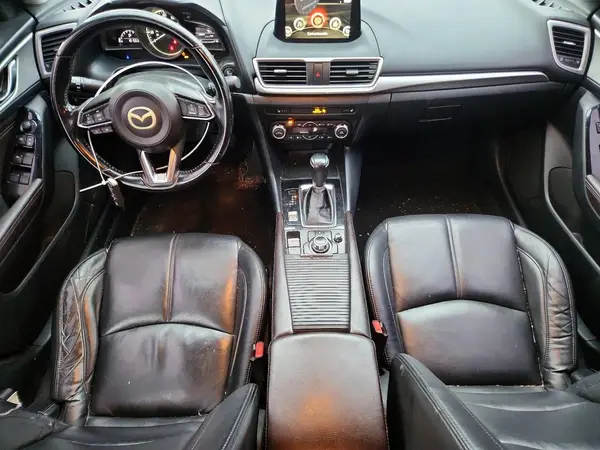 3MZBN1V78HM112556 2017 MAZDA 3 - Image 8