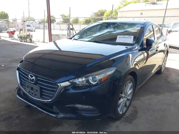 3MZBN1V78HM117966 2017 MAZDA 3 - Image 2