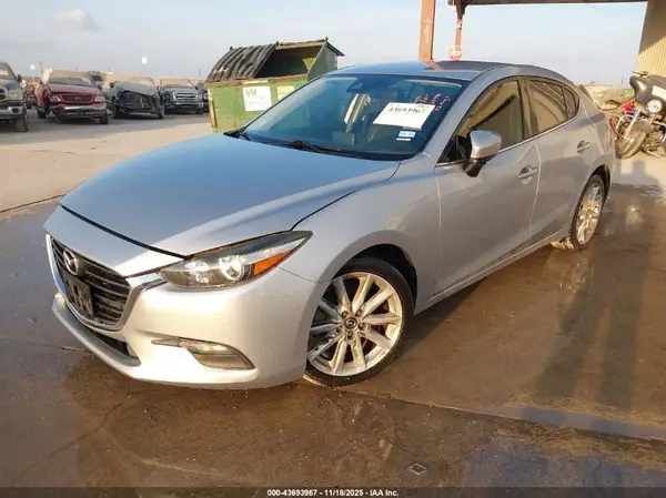 3MZBN1V78HM131348 2017 MAZDA 3 - Image 2