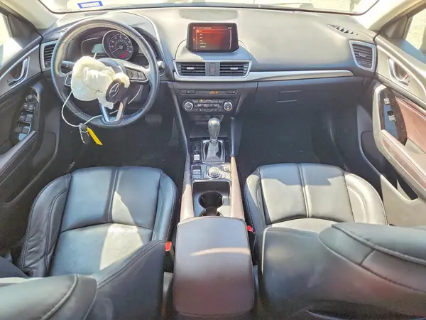 3MZBN1V78HM152443 2017 MAZDA 3 - Image 8