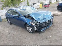 3MZBN1V78JM231049 2018 MAZDA 3