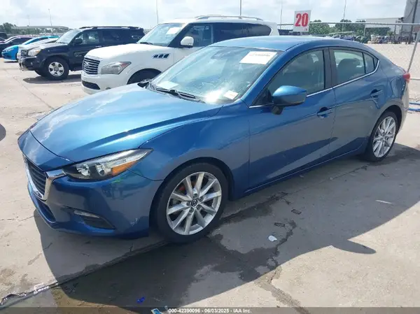 3MZBN1V79HM106426 2017 MAZDA 3 - Image 2