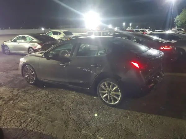 3MZBN1V79HM112890 2017 MAZDA 3 - Image 2