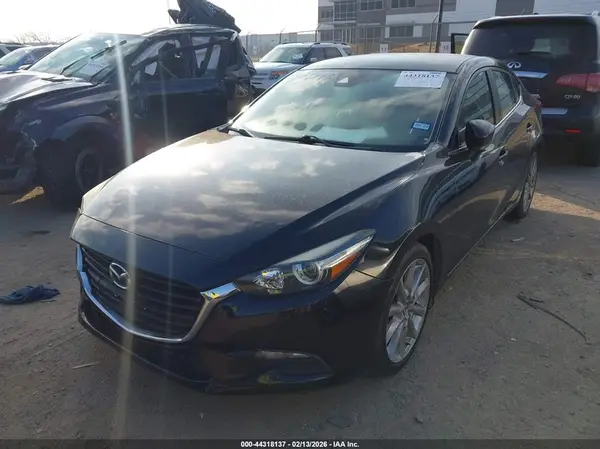 3MZBN1V79HM114431 2017 MAZDA 3 - Image 2