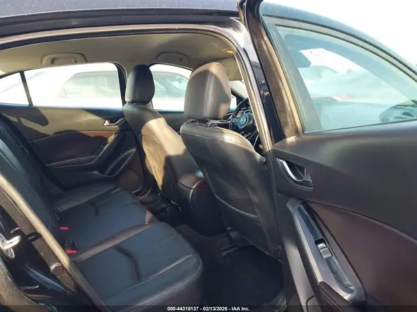 3MZBN1V79HM114431 2017 MAZDA 3 - Image 8