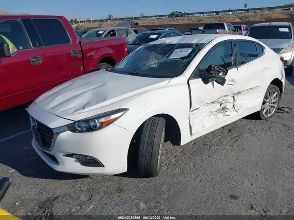 3MZBN1V79HM122335 2017 MAZDA 3 - Image 2