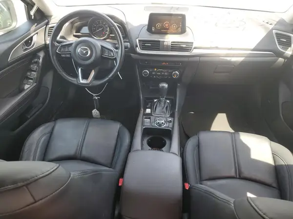 3MZBN1V79HM122612 2017 MAZDA 3 - Image 8