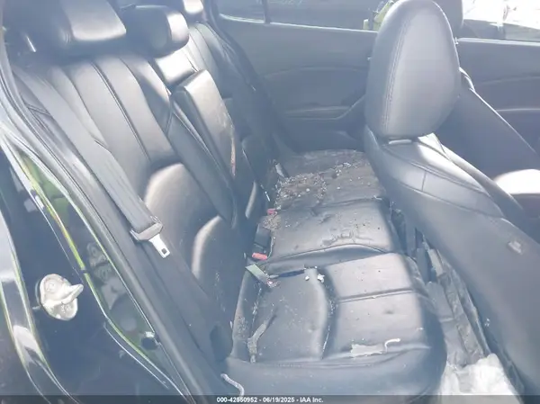 3MZBN1V79HM126983 2017 MAZDA 3 - Image 8