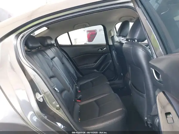 3MZBN1V79HM136753 2017 MAZDA 3 - Image 8