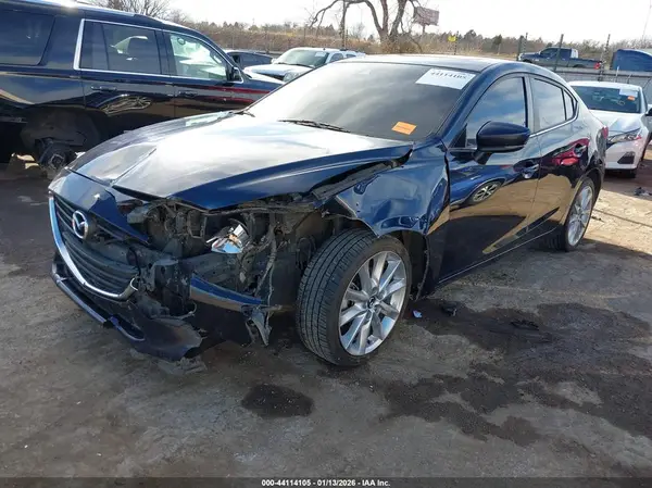 3MZBN1V7XHM112218 2017 MAZDA 3 - Image 2