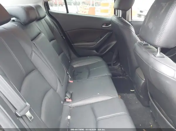3MZBN1V7XHM132680 2017 MAZDA 3 - Image 8