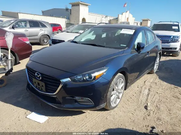 3MZBN1V7XHM135949 2017 MAZDA 3 - Image 2