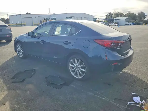 3MZBN1V7XHM142822 2017 MAZDA 3 - Image 2