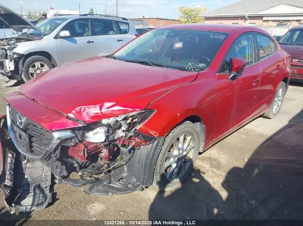 3MZBN1V7XJM254915 2018 MAZDA 3 - Image 2