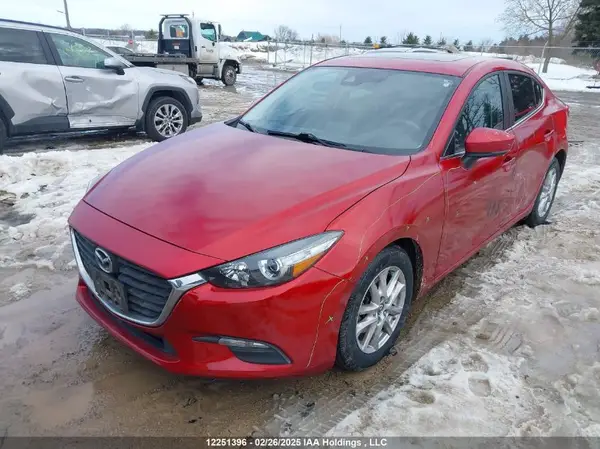 3MZBN1V7XJM262884 2018 MAZDA 3 - Image 2