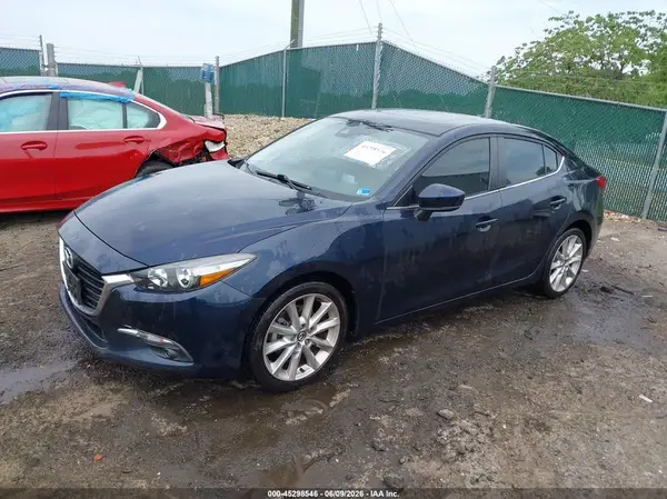 3MZBN1W30HM132232 2017 MAZDA 3 - Image 2