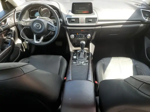 3MZBN1W30JM166306 2018 MAZDA 3 - Image 8