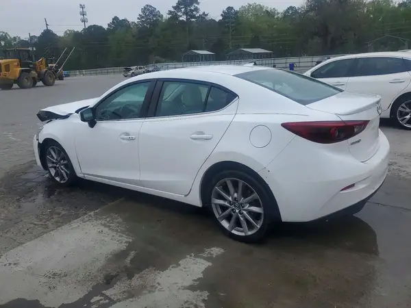 3MZBN1W30JM181002 2018 MAZDA 3 - Image 2