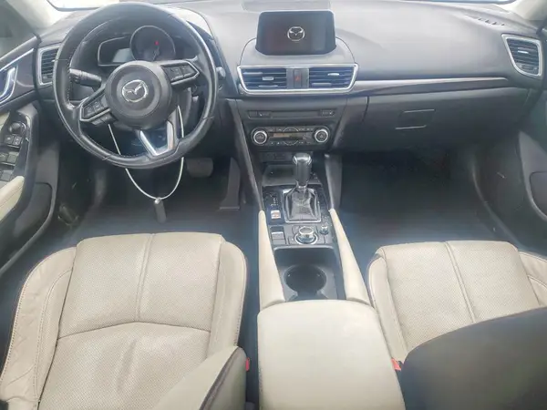 3MZBN1W30JM181002 2018 MAZDA 3 - Image 8