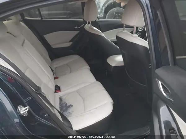3MZBN1W30JM187804 2018 MAZDA 3 - Image 8