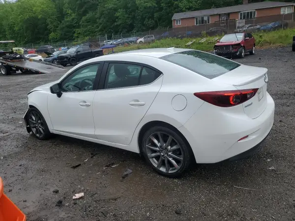 3MZBN1W30JM195711 2018 MAZDA 3 - Image 2