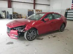 3MZBN1W30JM201992 2018 MAZDA 3