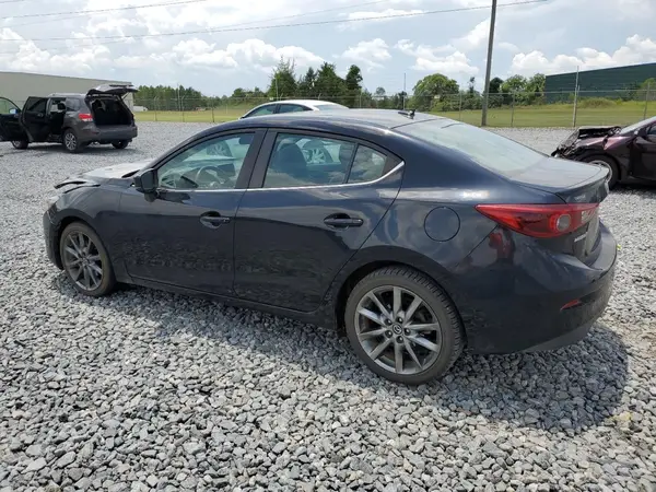 3MZBN1W30JM218582 2018 MAZDA 3 - Image 2